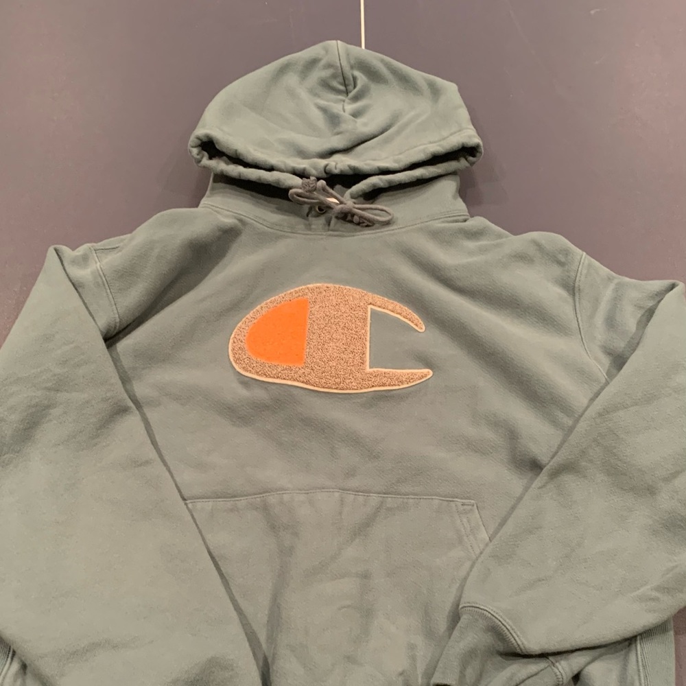 Champion Hoodie; XL; Used